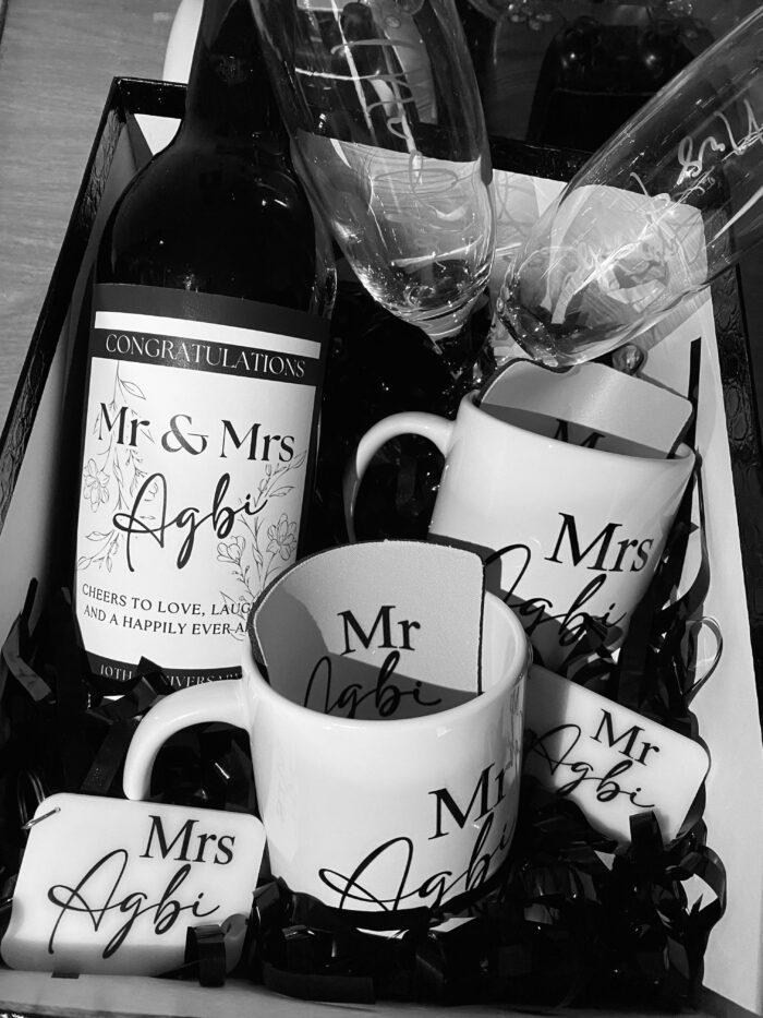 Wedding / Anniversary Giftbox - Image 4